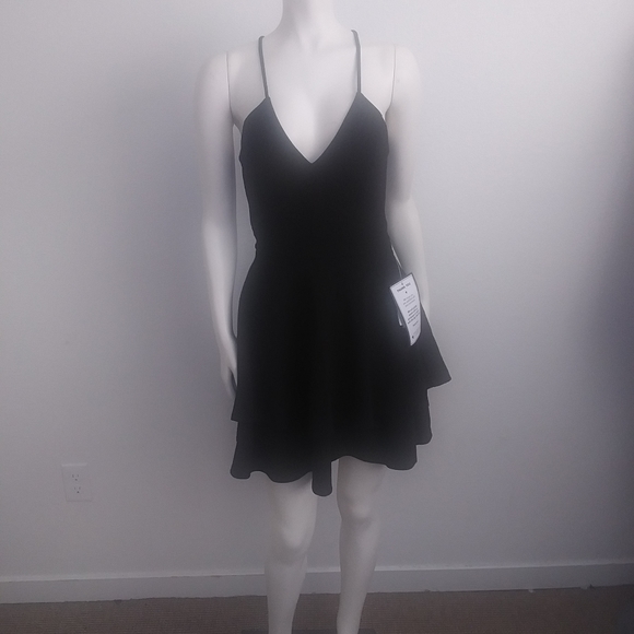 Dress
Juniors' Lace-Back Fit & Flare Dress - Picture 3 of 4